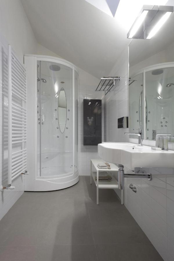 Santa Cesarea Residence Luxury Suite - La Vetta Del Sasso Barisano 马泰拉 外观 照片