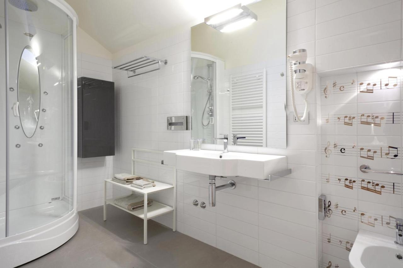Santa Cesarea Residence Luxury Suite - La Vetta Del Sasso Barisano 马泰拉 外观 照片