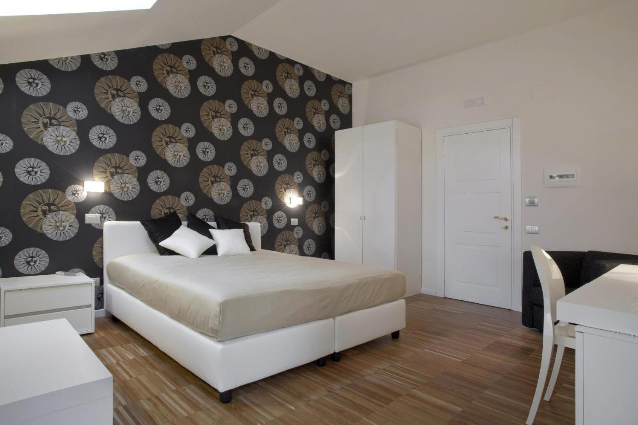 Santa Cesarea Residence Luxury Suite - La Vetta Del Sasso Barisano 马泰拉 外观 照片