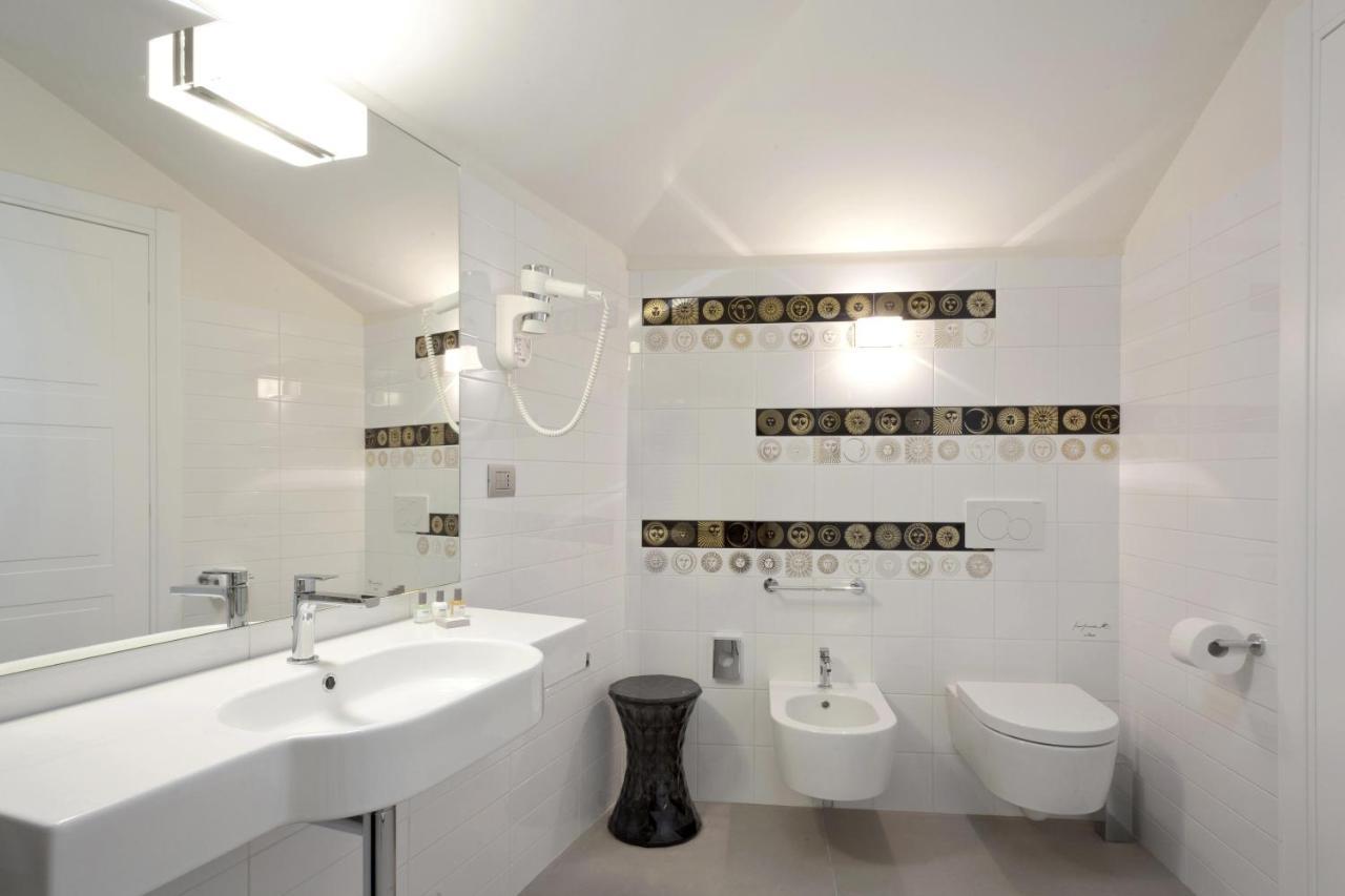Santa Cesarea Residence Luxury Suite - La Vetta Del Sasso Barisano 马泰拉 外观 照片